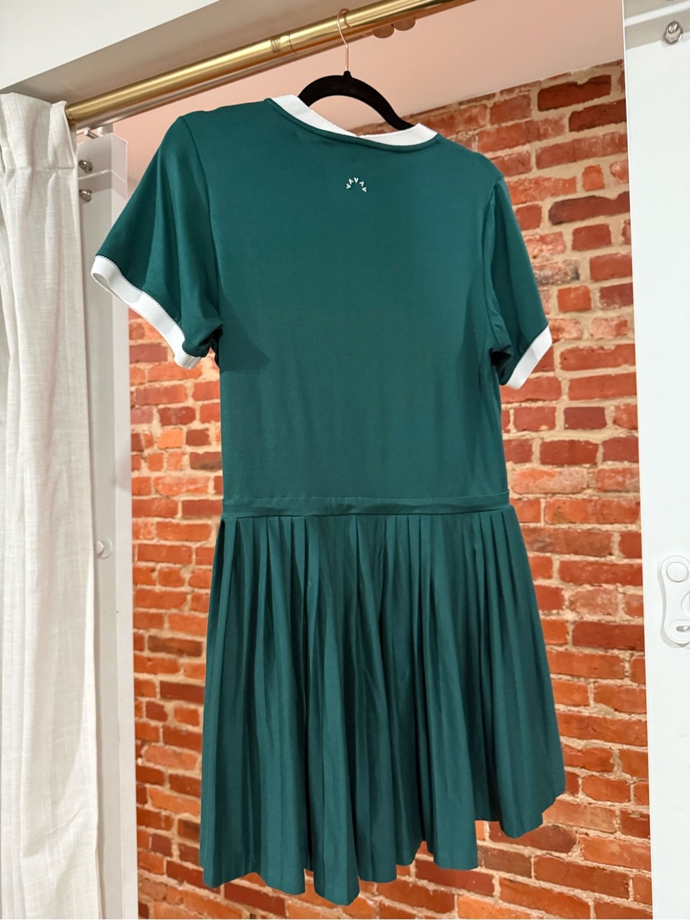 Varley tennis dress - Picture 2 of 3